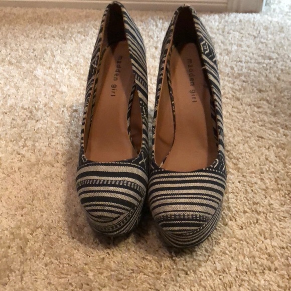 Euc madden girl wedges size 8.5 - Picture 3 of 5